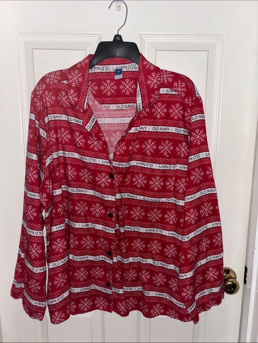 Old Navy Snowflake PJ Top!